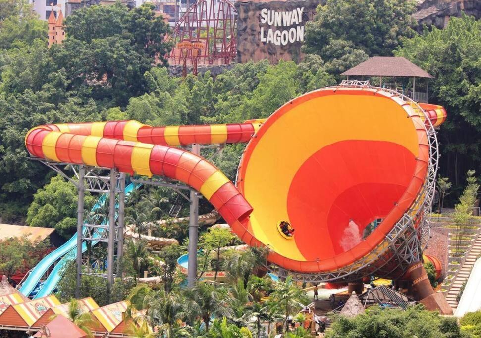 Sunway Lagoon Family Suites At Sunway Pyramid & Sunway Lagoon Kampong Penaga  외부 사진