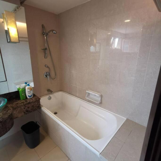 Sunway Lagoon Family Suites At Sunway Pyramid & Sunway Lagoon Kampong Penaga  외부 사진